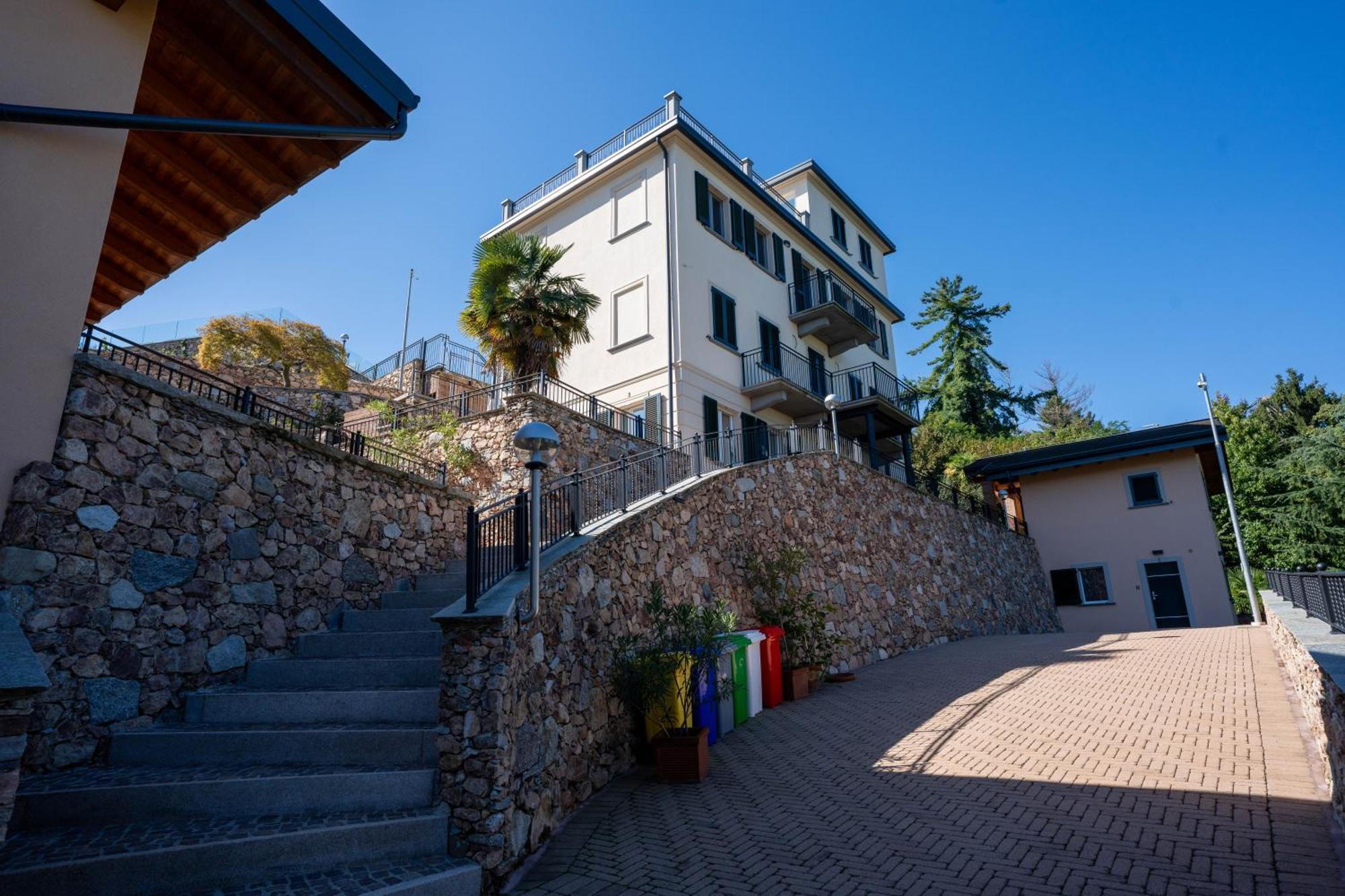 ארונה Villa San Carlo מראה חיצוני תמונה