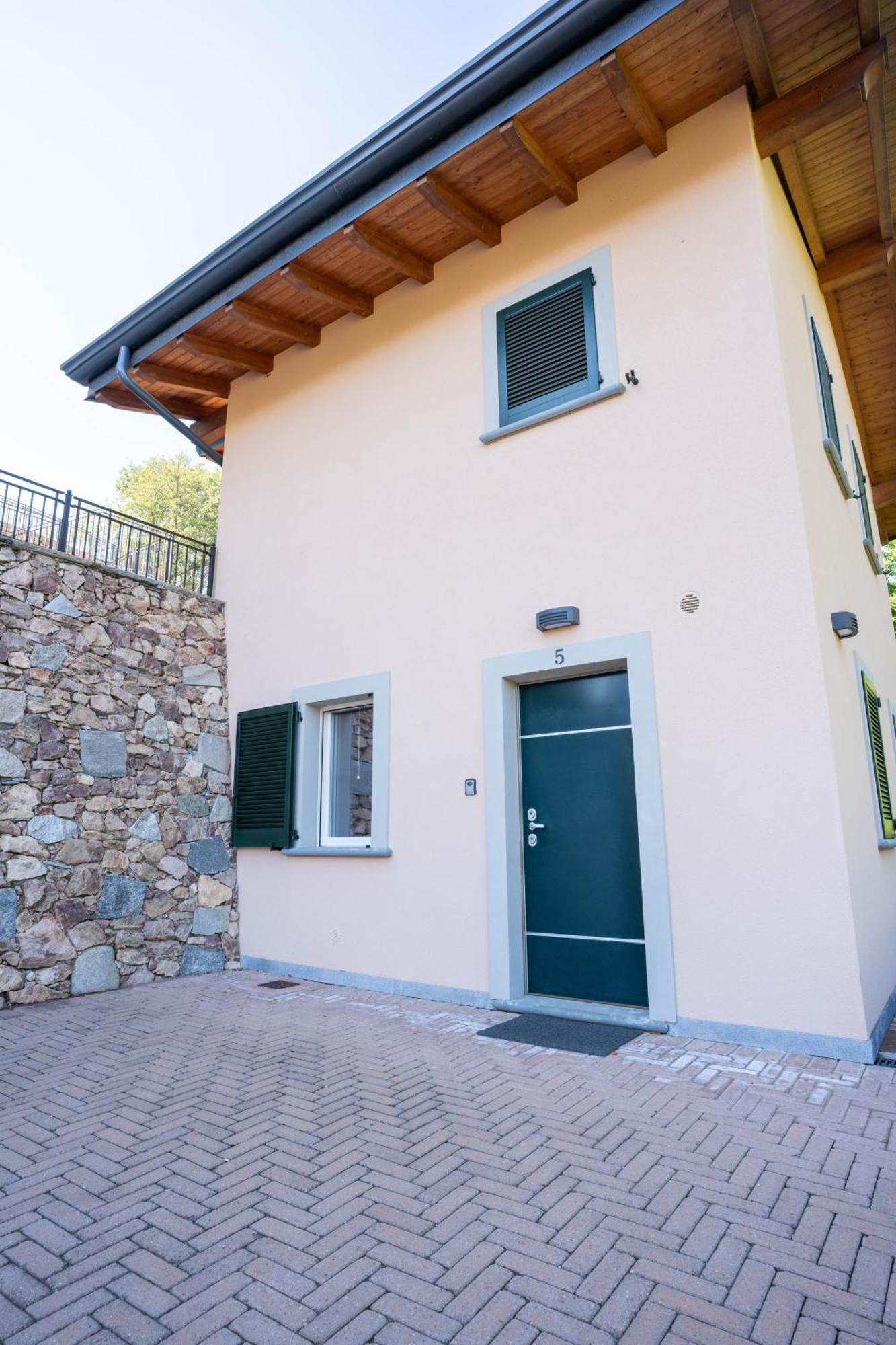 ארונה Villa San Carlo מראה חיצוני תמונה