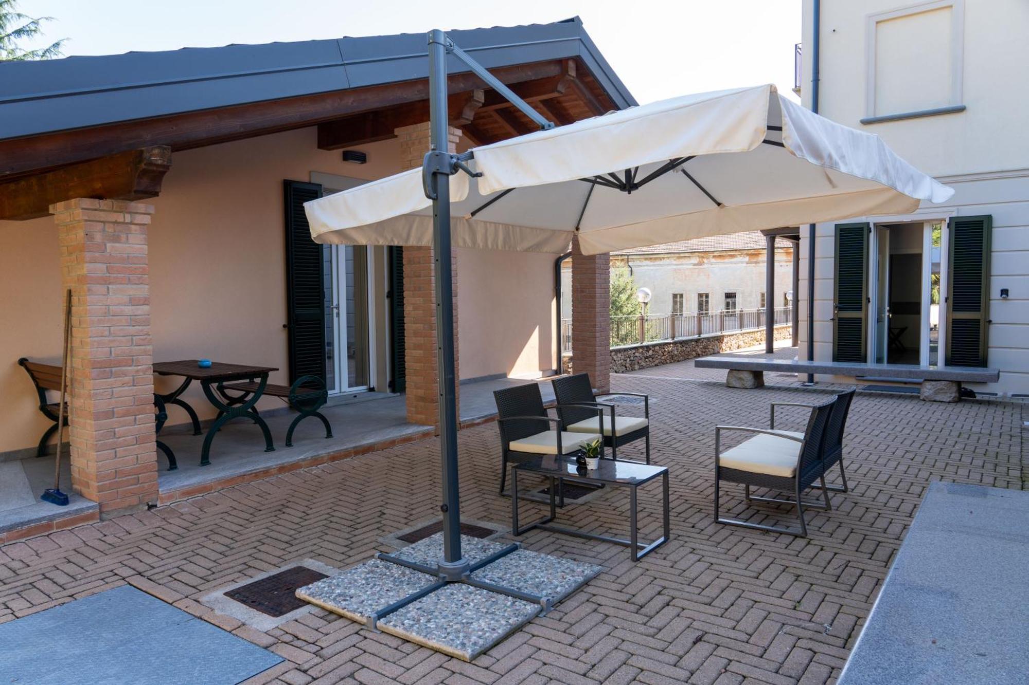 ארונה Villa San Carlo מראה חיצוני תמונה