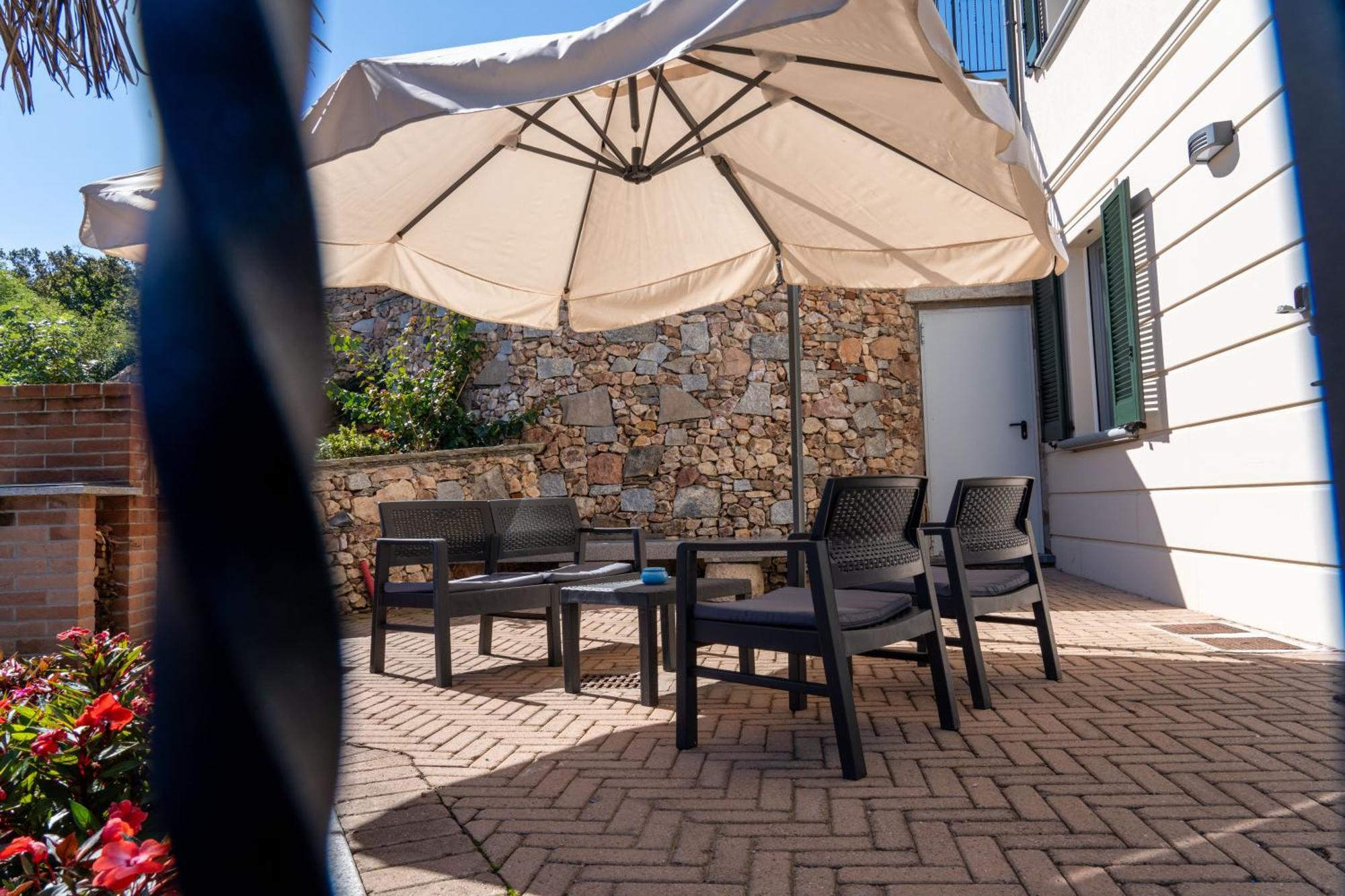 ארונה Villa San Carlo מראה חיצוני תמונה